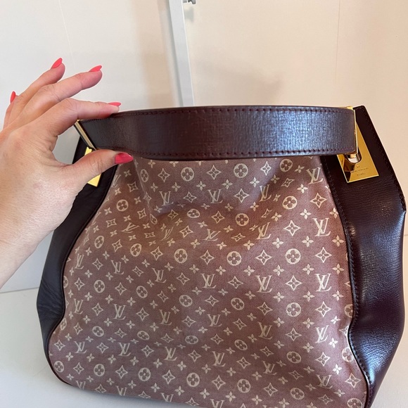 LOUIS VUITTON RendezVous
Shoulder Bag Idylle Sepia - Picture 16 of 17